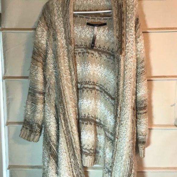 Cream white and brown Kensie oversized sweater - Picture 2 of 5